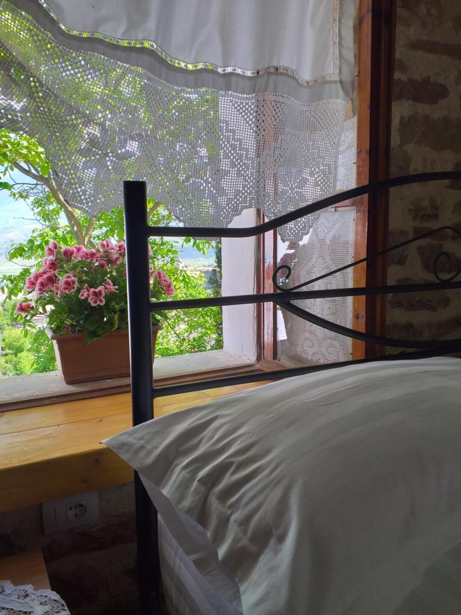 Gjirokastër Guest House Hasko الغرفة الصورة